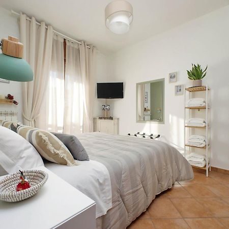 Summer&Winter Home By The Sea Φιουμιτσίνο Εξωτερικό φωτογραφία